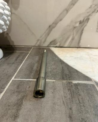 Perno ruota anteriore MT07 2025