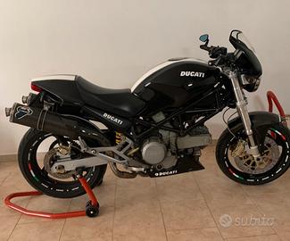Ducati monster