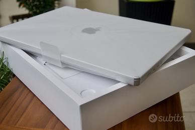 MacBook Pro M1 Pro Pari al nuovo Custom 32 1 tb