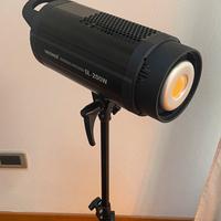 Flash neewer 200W luce continua led