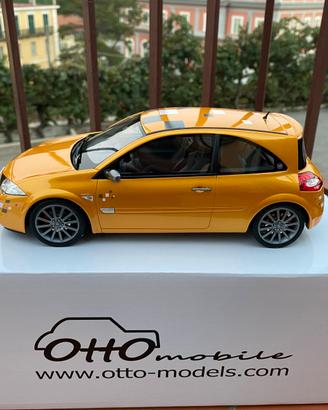 1:18 Ottomobile Renault Megane 2 F1 Team