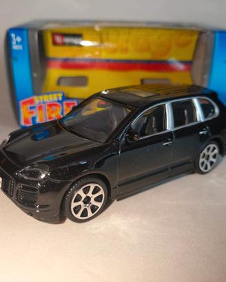 Porsche Cayenne Turbo 1/43 Burago Bburago 