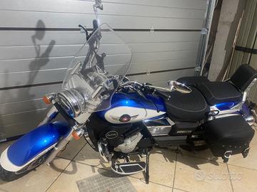 UM Renegade Commando 300 - 2024