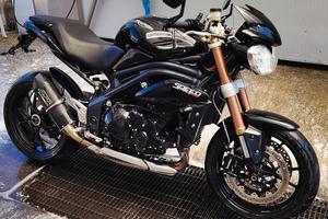 Triumph Speed Triple 1050 no ABS (2011)