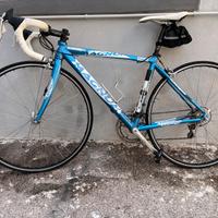 Bici da corsa  Magnum Gradocinque Light