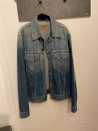 Giubbotto Levis in jeans