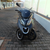 Piaggio MP3 300 Sport LT