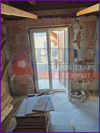 Appartamento mansardato di 80 mq con posto auto