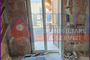 Appartamento mansardato di 80 mq con posto auto