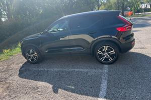 Volvo XC40 AWD