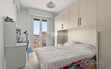 TRILOCALE DI 80 MQ CON DOPPIA ESPOSIZIONE