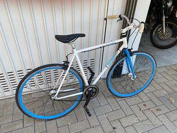Bicicletta fixed
