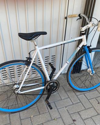 Bicicletta fixed