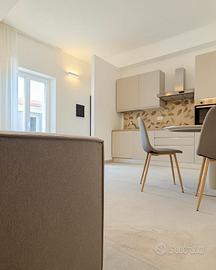 Trilocali di pregio arredati