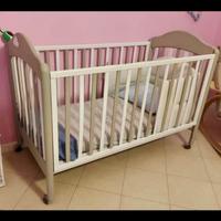 Lettino con materasso