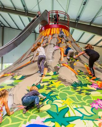 Vulcano Arrampicata con Scivolo per Sala Feste