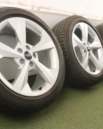 Cerchi in lega Audi Q2 18 ORIGINALI 215 50 18