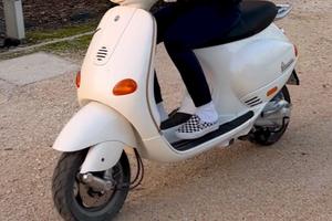 Vespa 1997 – Motore rifatto, €1.200 trattabili