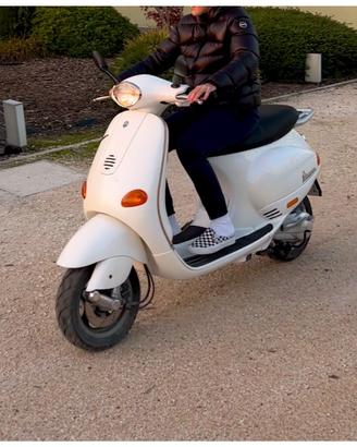 Vespa 1997 – Motore rifatto, €1.200 trattabili