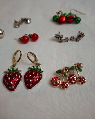Orecchini di bigiotteria 