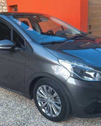 Peugeot 208 Active 1.5 Diesel  - 5 porte - ottobre