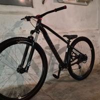 Rockrider 500EXPL 29 pollici TG M