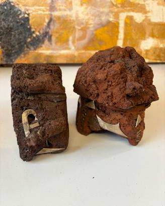 Scultura su pietra vulcanica