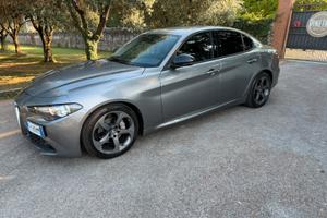ALFA ROMEO GIULIA 2.2 TD 2017 KM 105550