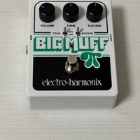 Pedale per chitarra BIGMUFF tone wicker