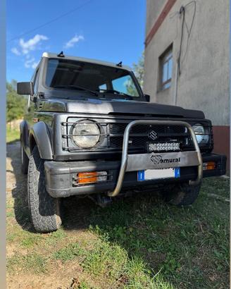 Suzuki Samurai Sj413