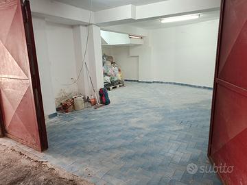 garage/box ad Aci Castello