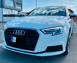 AUDI A3 SPB 2.0 TDI S Tronic Business Navi