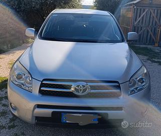 RAV4 TOYOTA BENZINA-GPL
