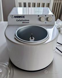 Gelatiera Nemox Gelatissimo - Completa di tutto