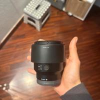 Sony FE 85mm f/1.8 (Sony)