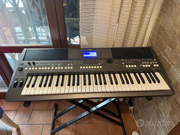 Tastiera arranger Yamaha psr-s670