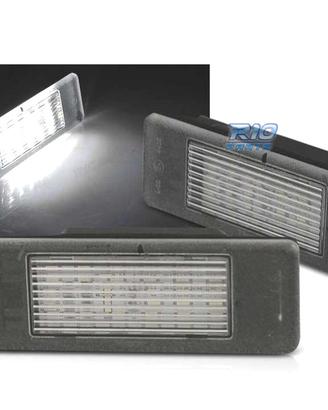 LUCI TARGA A LED NISSAN QASHQAI JUKE NAVARA MERCED