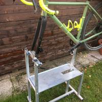 Cavalletto manutenzione bici