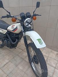 YAMAHA XT 250 FAMOSA PER IL FILM RAMBO 