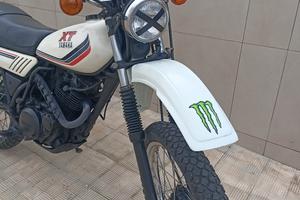 YAMAHA XT 250 FAMOSA PER IL FILM RAMBO 