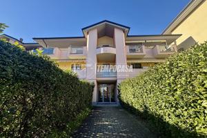 Bilivello, ultimo piano con ascensore, senza barr