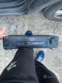 VHS sony videoregistratore