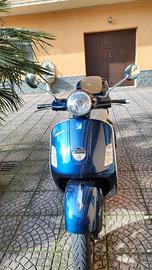 Vespa 125 gts