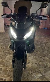 Xadv 750