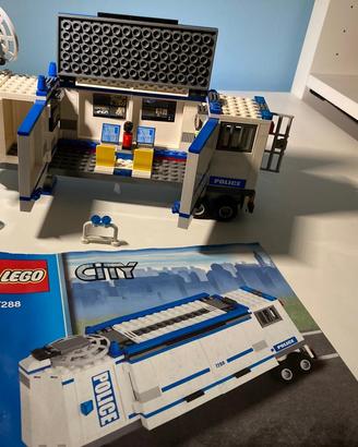 Camion della polizia lego