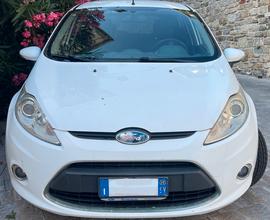 FORD Fiesta 6ª serie - 2010