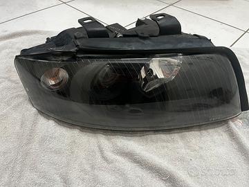 Coppia fanali anteriori neri audi a4