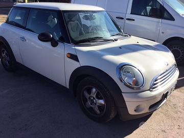 Mini one anno 2008