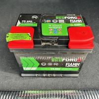 Batteria auto FIAMM  12V 60Ah 520A usata