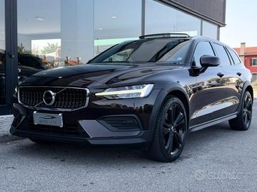 VOLVO V60 Cross Country D4 AWD 190CV Geartronic
